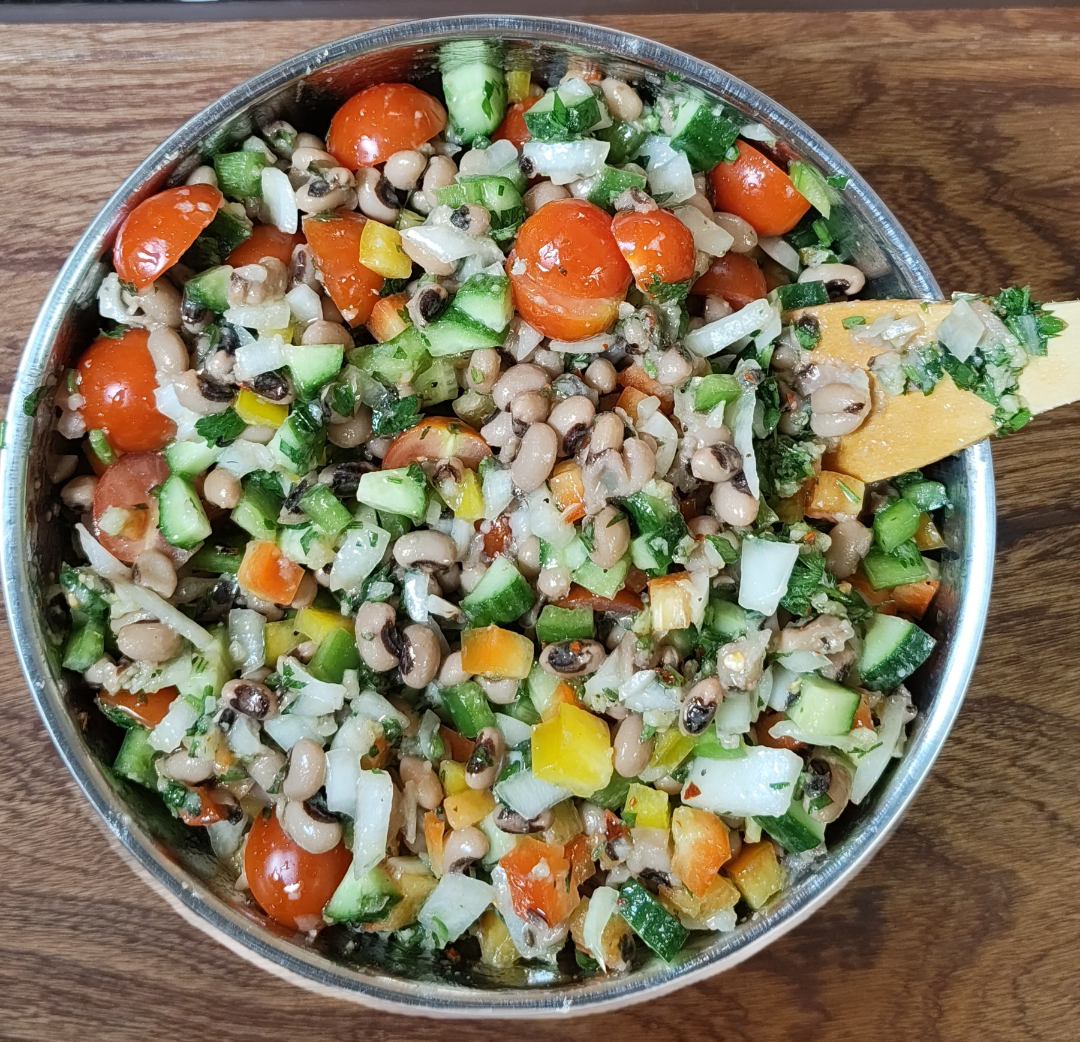 Easy Black Eyed Peas Salad